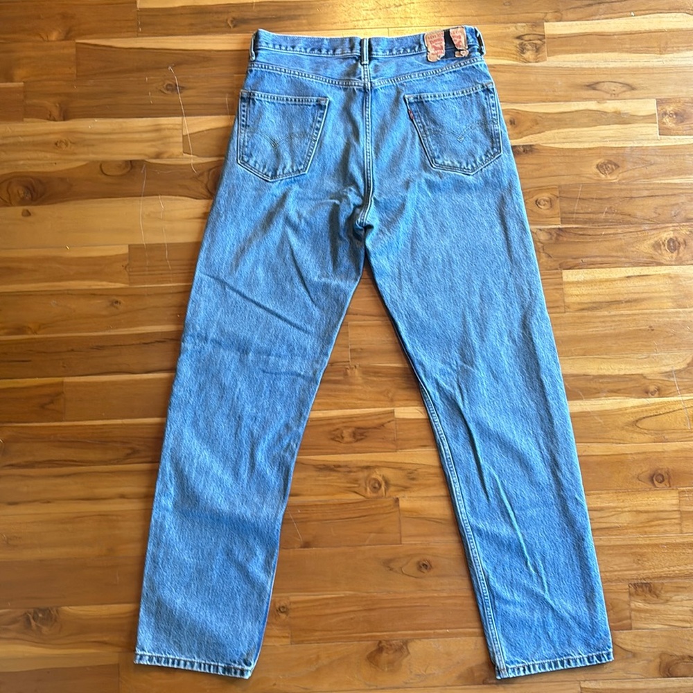 Vintage Y2K Levi’s 550 36x36